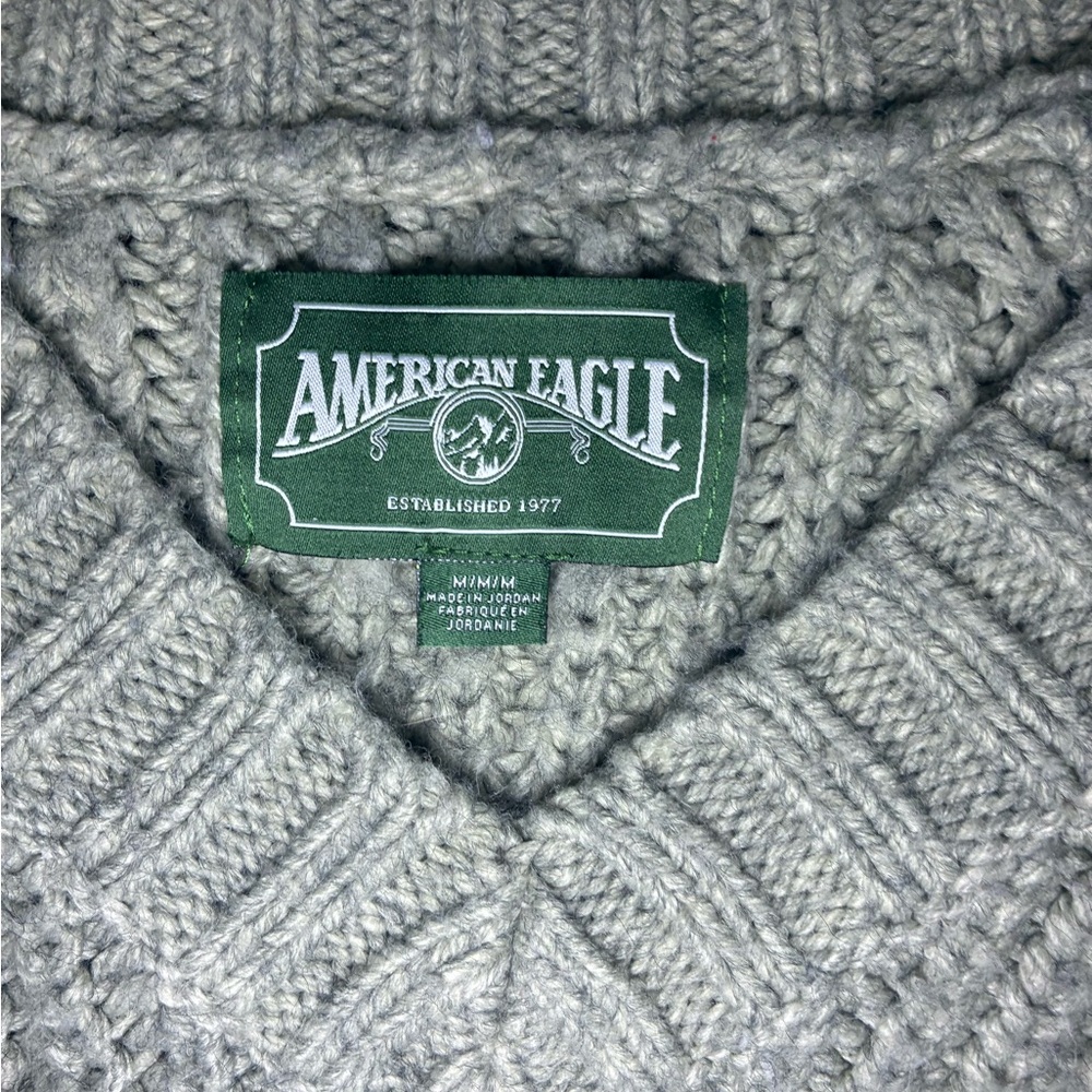 American Eagle Outfitters V-Neck Sweater - Green Vintage - Picture 4 of 6